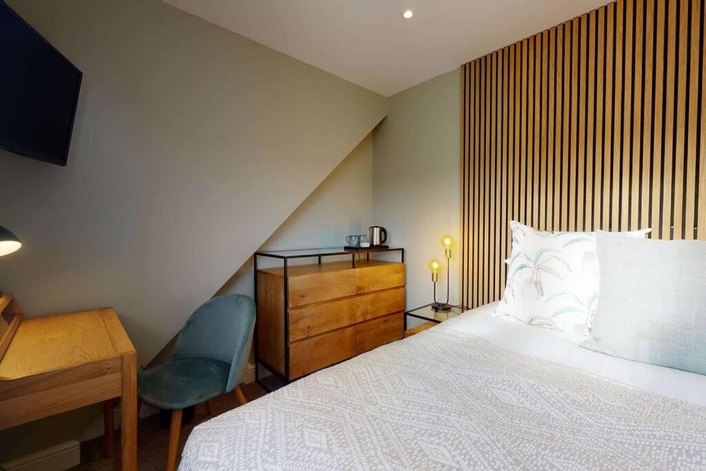 The - Ensuite