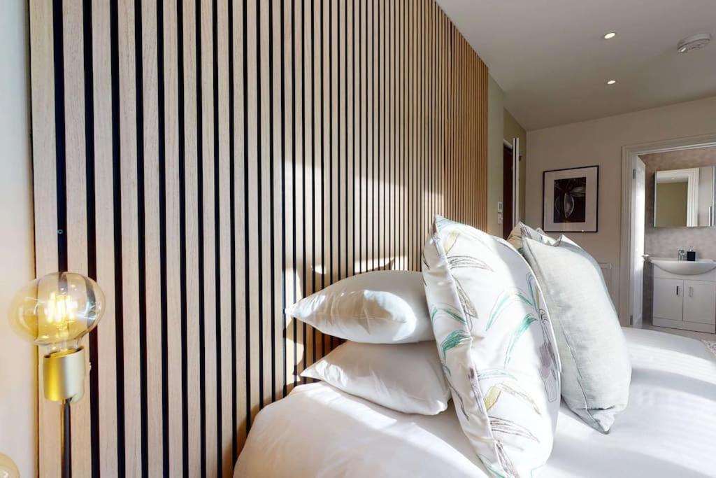 The - Ensuite Lodge *