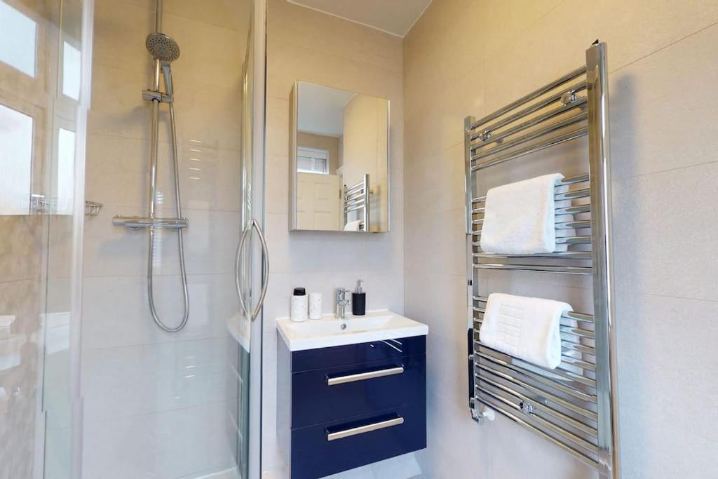 The - Ensuite *