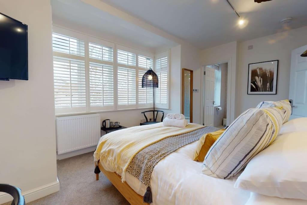 The - Ensuite