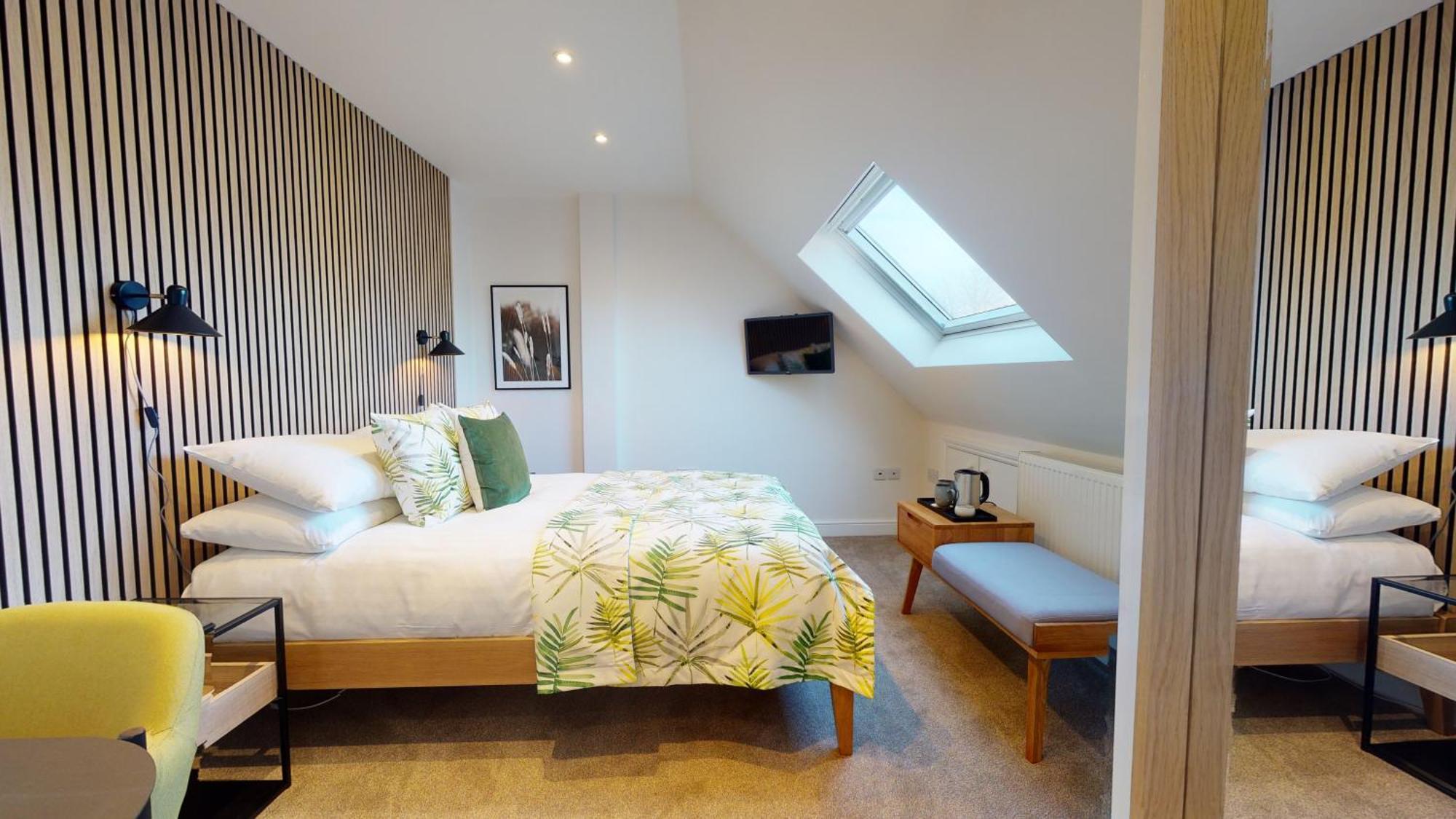 Lodge The - Ensuite